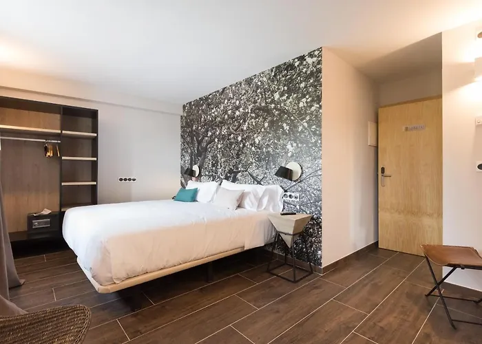 Hotel Rural Sagarlore 2*