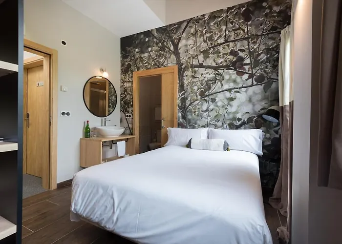 Rural Sagarlore Hotel 2*