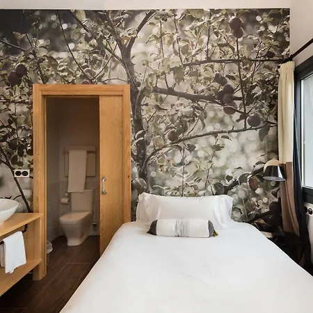 Rural Sagarlore Hotel 2*